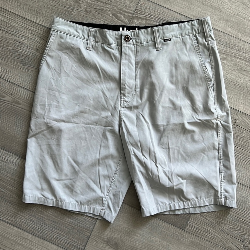 Men’s Hurley shorts
